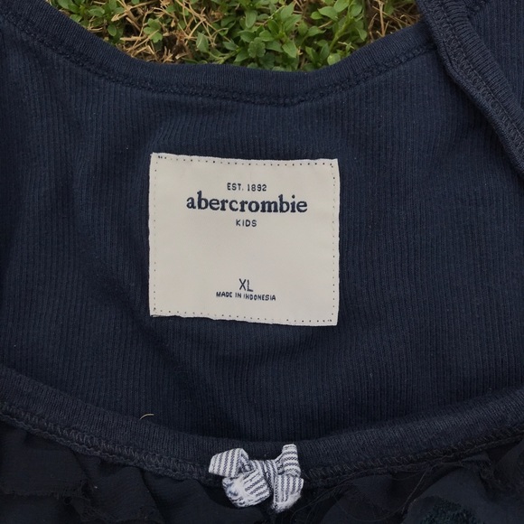 Hollister and A&F tops - Picture 3 of 3